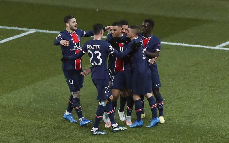 TK谈心中最佳阵容：梅罗入选、魔笛、齐达内、大罗、小罗在列（TK评心中最佳阵容：梅罗上榜，魔笛、齐达内、大罗、小罗悉数入围）