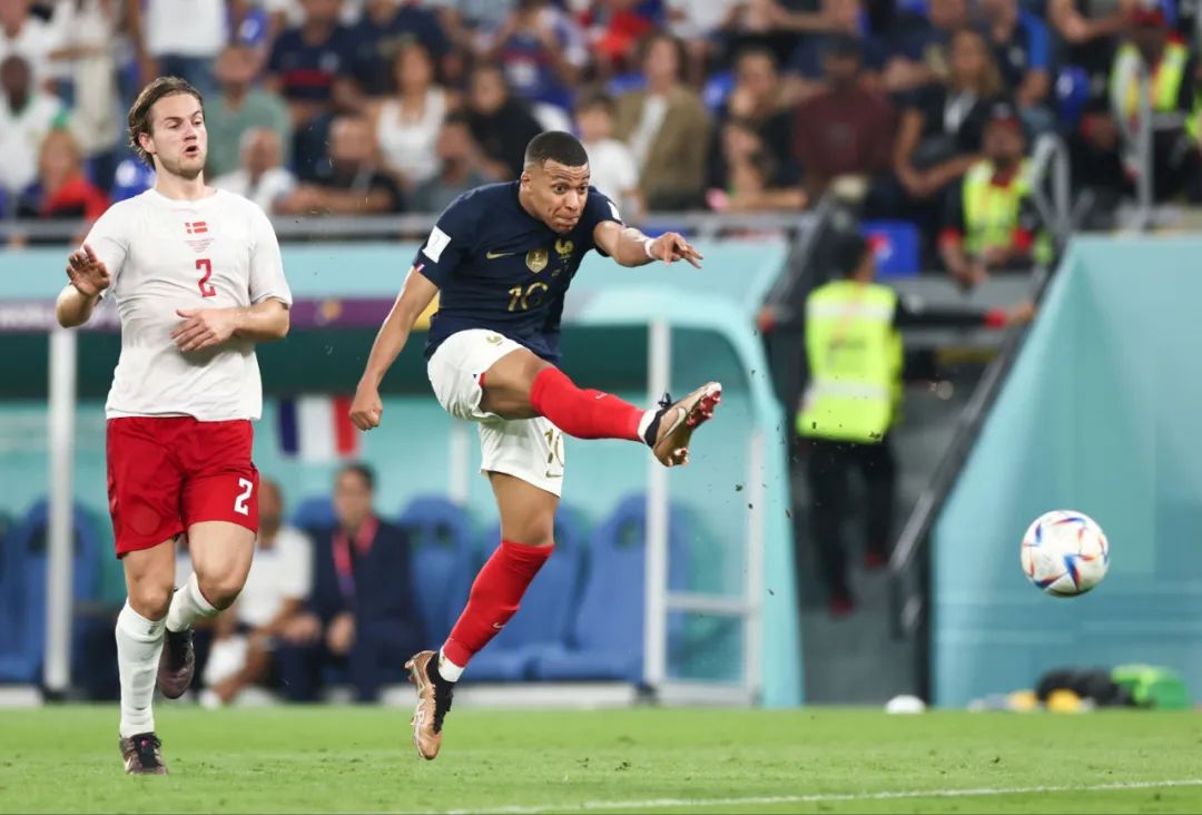 乌尔比希：我为每场比赛都做100%的准备，以便随时顶替诺伊尔（乌尔比希：每场我都做到百分百备战，随时准备替诺伊尔出场）