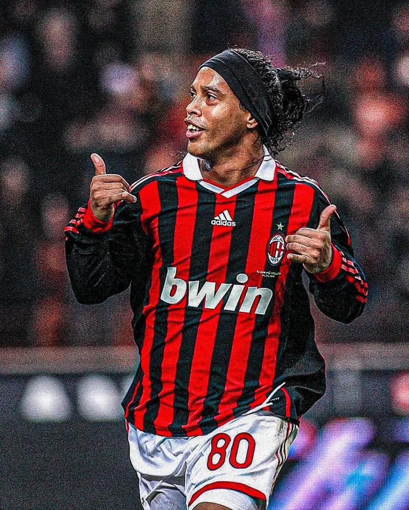 意媒：迈尼昂续约可能性越来越渺茫，米兰想求购皇马卢宁等人（意媒：迈尼昂续约希望渺茫，米兰瞄准皇马门将卢宁等替代人选）